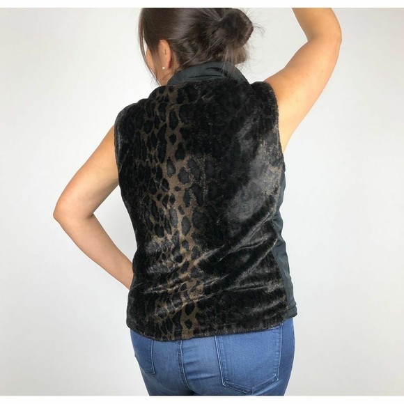 Haley Womens Reversible Vest Medium Black & Brown Animal Print Pockets Outdoors - Picture 5 of 7